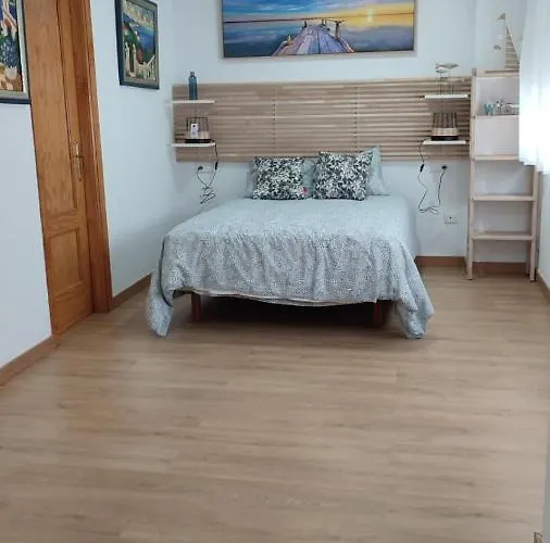 Carihuela Playa 1 Апартаменты *